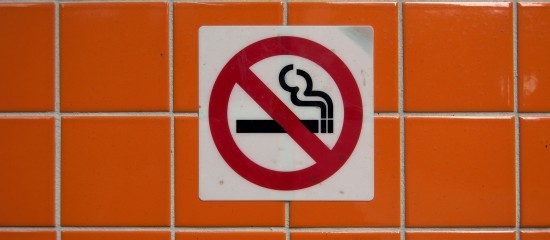 Enseignement, sport et social : interdiction de fumer