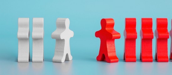 Abus de majorité : contre qui l’action en justice doit-elle être intentée ?