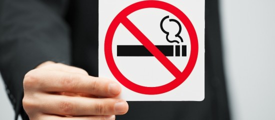 Nouvelle réglementation : mise à jour obligatoire de la signalétique relative à l’interdiction de fumer en entreprise